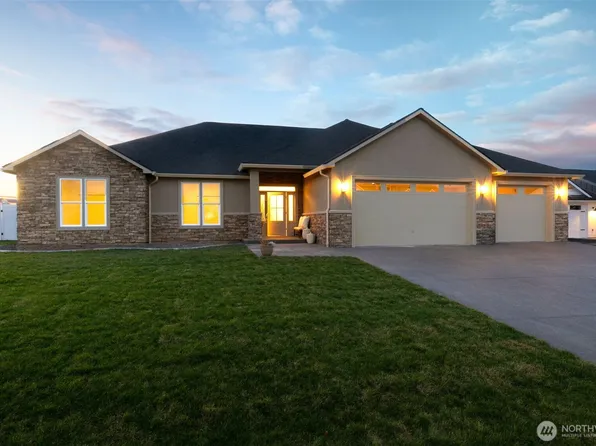 2210 S 96th Avenue, Yakima, WA 98903