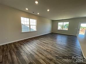 5th image of 184 White Apple Way #Bf5-76