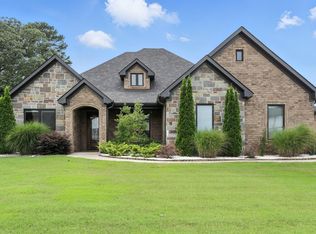 6756 Hilo Ave, Benton, AR 72019