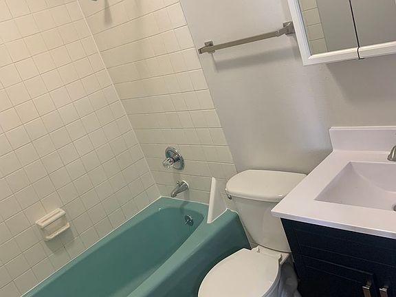 4th image of 123 Main Ave W #4