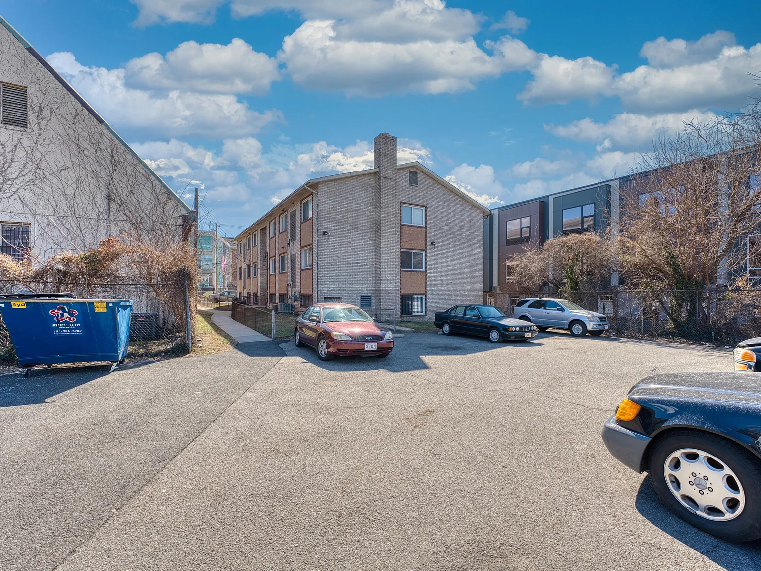 2 bed, 775 sqft, $1,225 — Photo 3