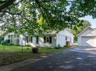 525 James St, Niles, MI 49120