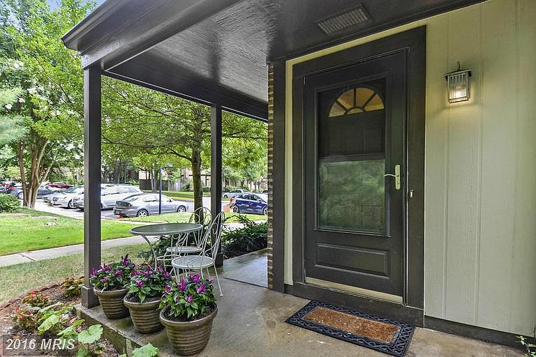 1st image of 5840 Jacksons Oak Ct