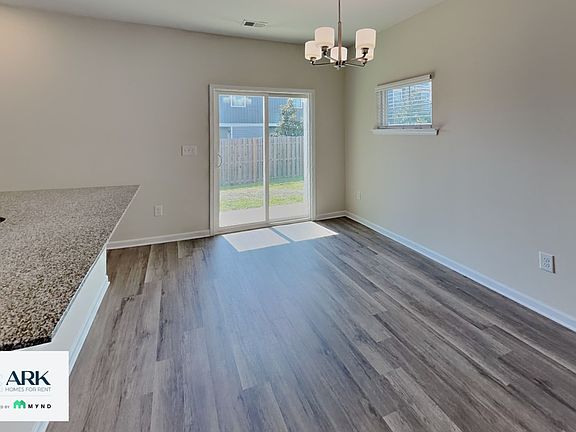 3rd image of 619 Green Wigeon Rd
