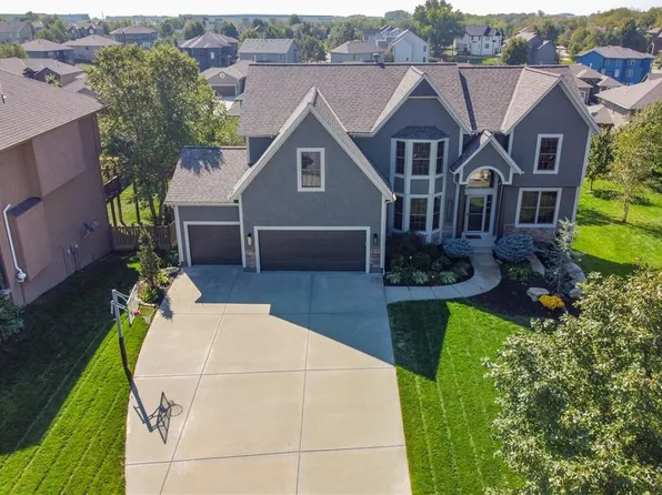 25341 W 149th Ct, Olathe, KS 66061