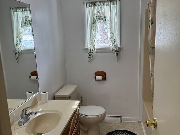 5th image of 507 E Line St #1