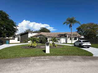 12645 SW 94th Ct, Miami, FL 33176