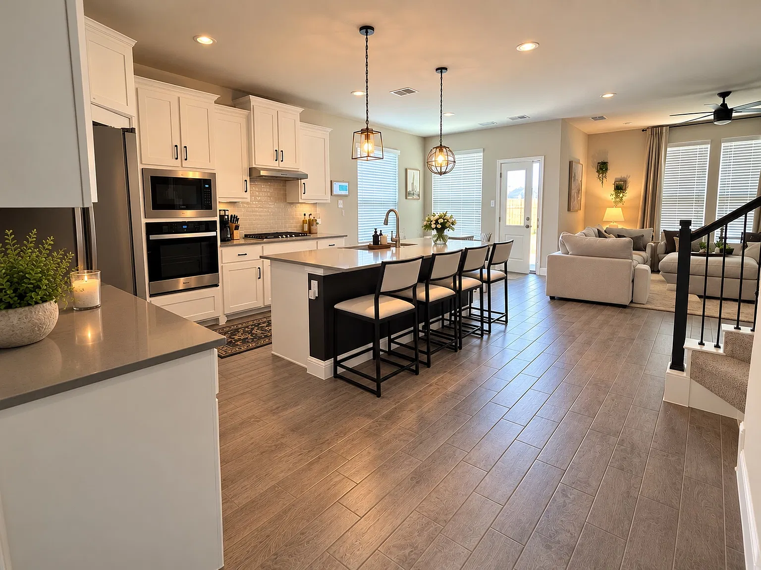 5 bed, 2779 sqft, $3,200 — Photo 4