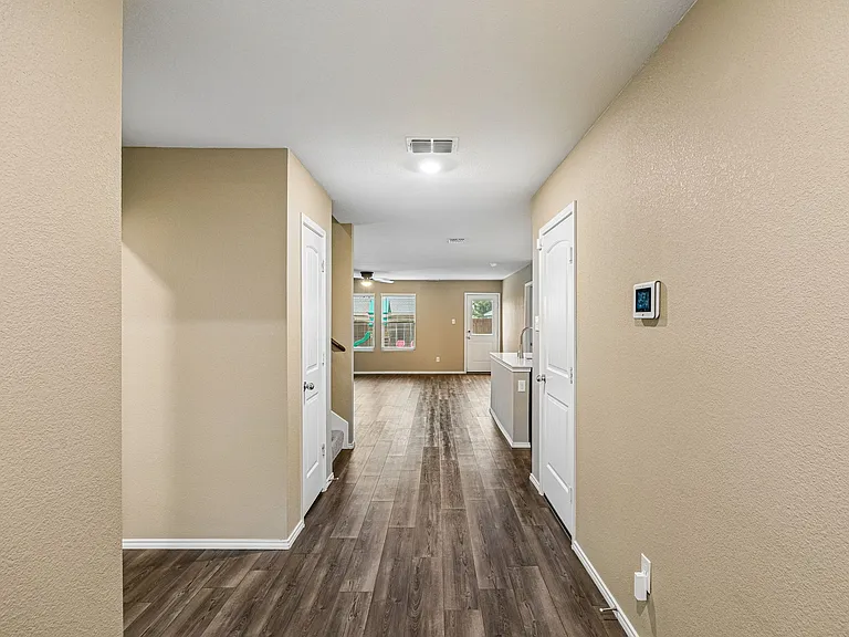 1605 Fields View Dr — Photo 4