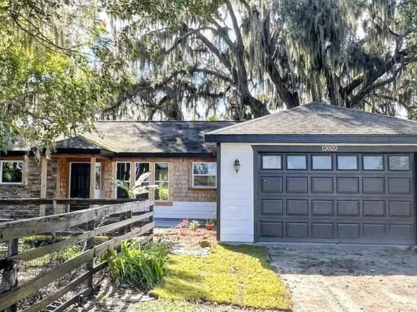 12022 SE Sunset Harbor Rd, Weirsdale, FL 32195