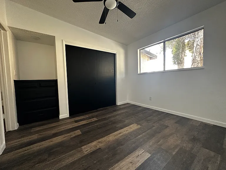 208 Woodcrest Ln #210 — Photo 16