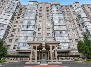 19385 Cypress Ridge Ter UNIT 404, Lansdowne, VA 20176