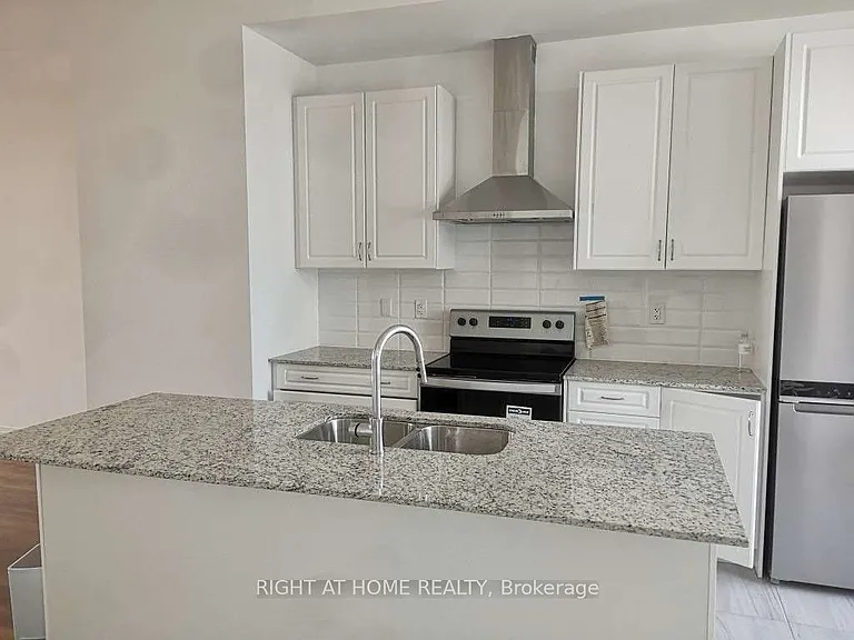 159 Markland St — Photo 6