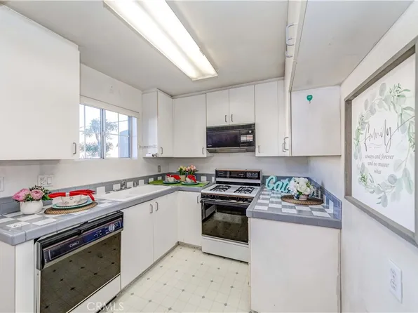 102 S Manhattan Pl APT 104, Los Angeles, CA 90004