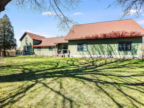 331 S Us Highway 31, Kewadin, MI 49648