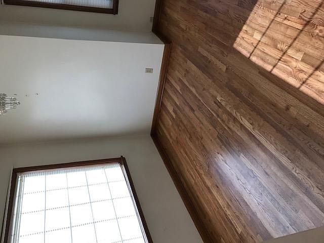 2nd image of 223 12th Avenue Rd #1