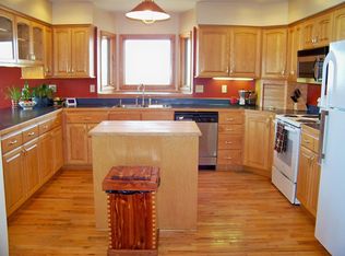 3612 Nemaha Rd, Perry, KS 66073