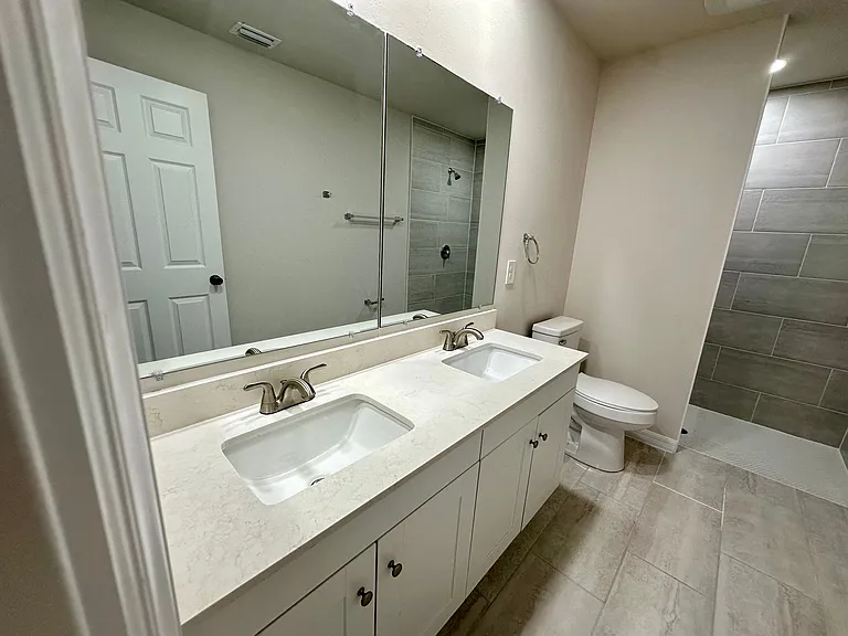 3819 SW 9th Ave #3819 — Photo 28