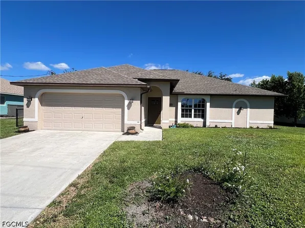 225 SW 26th Pl, Cape Coral, FL 33991