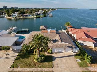 450 Palm Is NE, Clearwater, FL 33767
