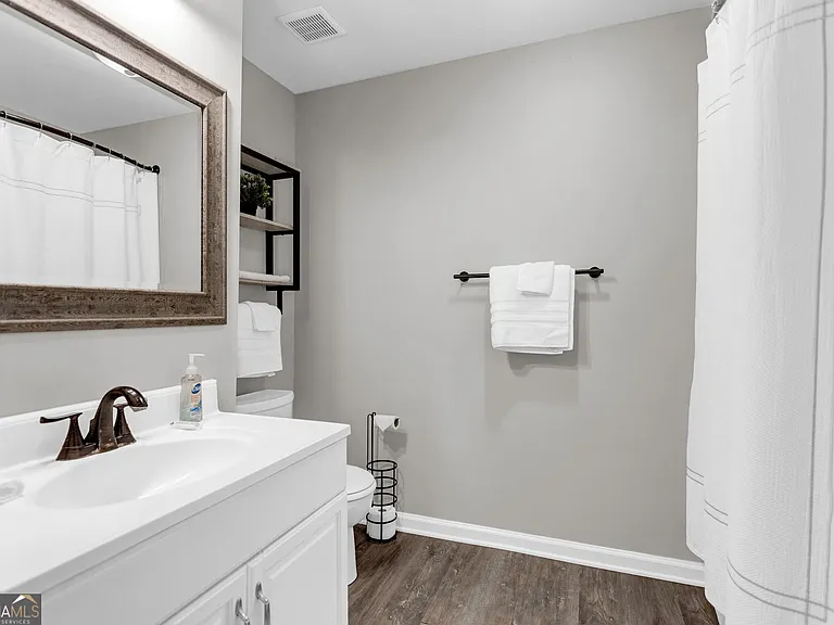 4481 McLain Cir — Photo 32