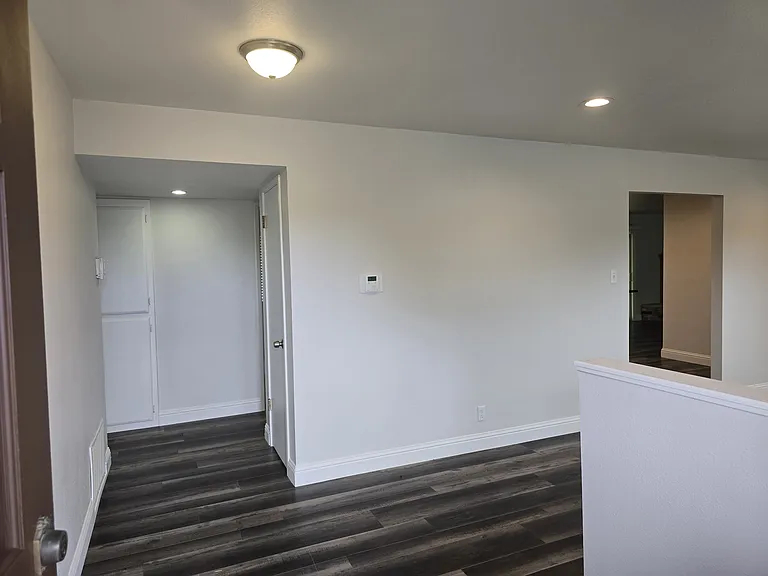 7990 Glenbar Way — Photo 7