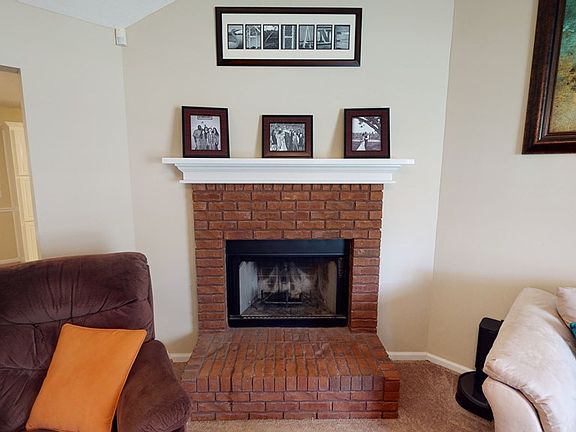 5th image of 129 Rosewood Dr