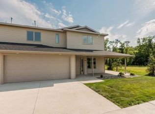 858 Compass Loop, City Of Bismarck, ND 58504