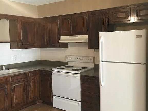 4th image of 205 SE Grand Ave APT 301