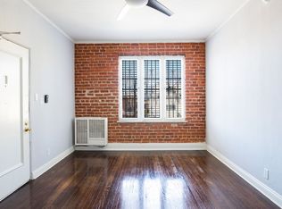 Silverlake Station, Los Angeles, CA 90029