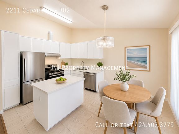 4th image of 2211 Cedar Ave APT 302