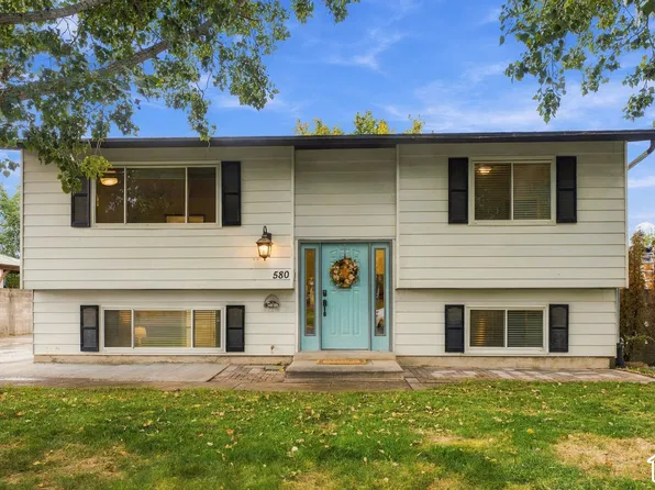 580 E Aloha Ln, Sandy, UT 84070