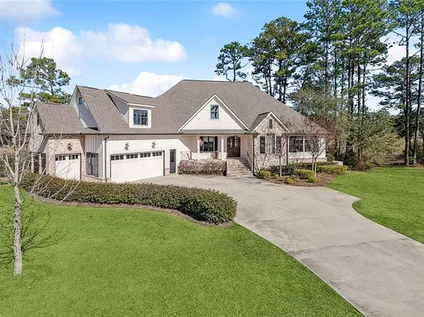 925 Camphill Dr, Abita Springs, LA 70420
