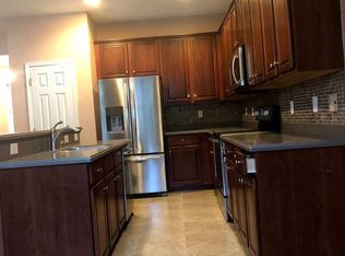 3931 Hillstead Ln, Jacksonville, FL 32216