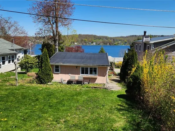 31 Lakeside Drive, North Salem, NY 10560