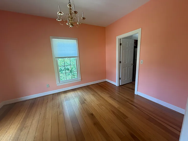 1112 Pepperhill Cir — Photo 6