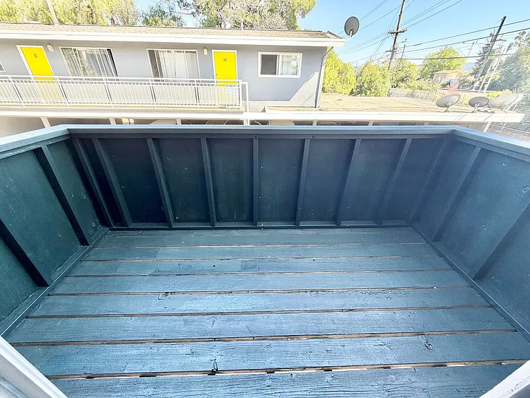 1500 S Claremont — Photo 8