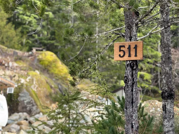 511 Burman Ct, Gold River, BC V0P 1G0