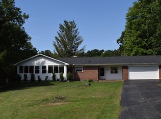 157 1st St, Shady Spring, WV 25918