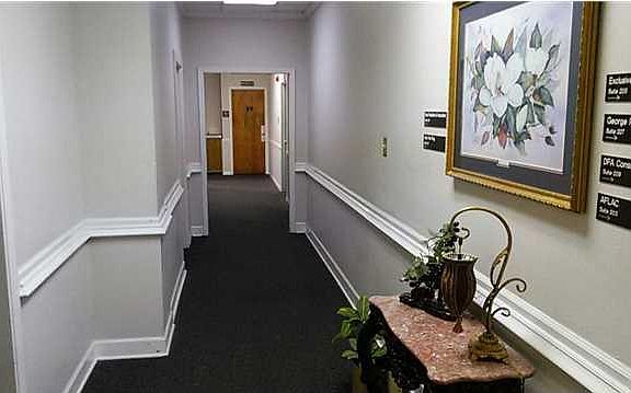 3rd image of 601 Bel Air Blvd