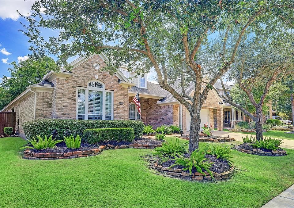 1st image of 8122 Highland Forest Dr