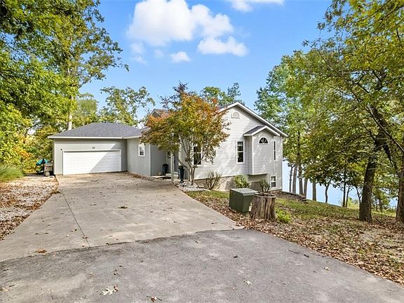 2nd image of 31 Good Oak Dr