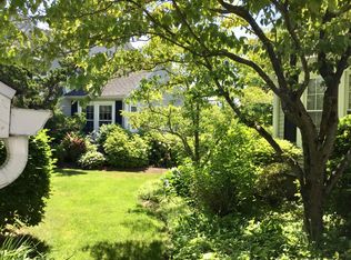 16 Rivendell Dr, Shelton, CT 06484