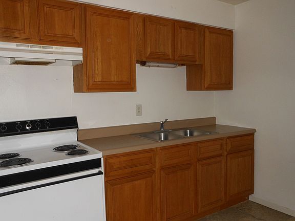 5th image of 309 Anthony Dr APT F