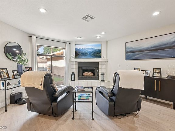5th image of 2842 Campo Verde Dr