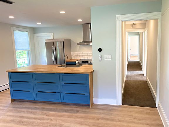 2nd image of 34 Pleasant St #2