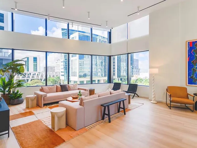 225 N Miami Ave #1103 — Photo 8