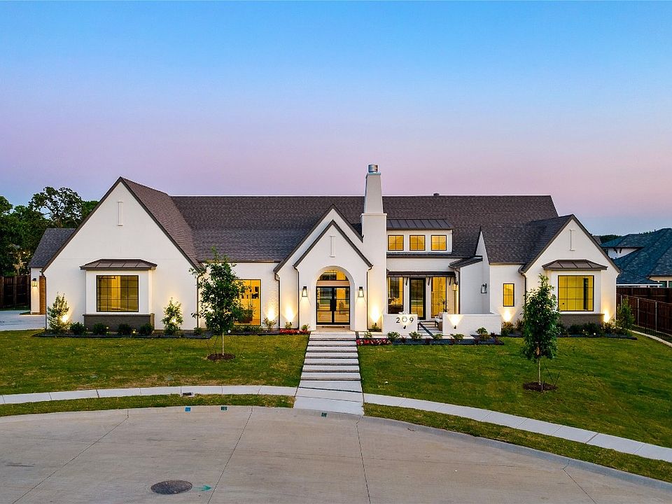 1st image of 209 Laila Ct