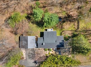 7 Lake Buel Rd, Great Barrington, MA 01230