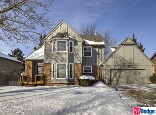 2522 S 167th Avenue Cir, Omaha, NE 68130